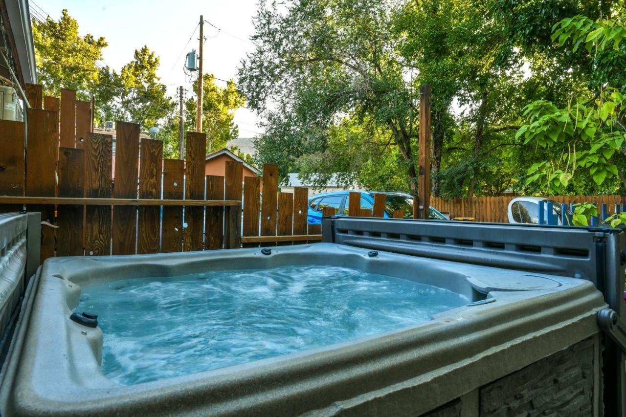 موآب Lodge 5 - Downtown Location. Studio With Shared Hot Tub. Minutes To Arches N.P. المظهر الخارجي الصورة